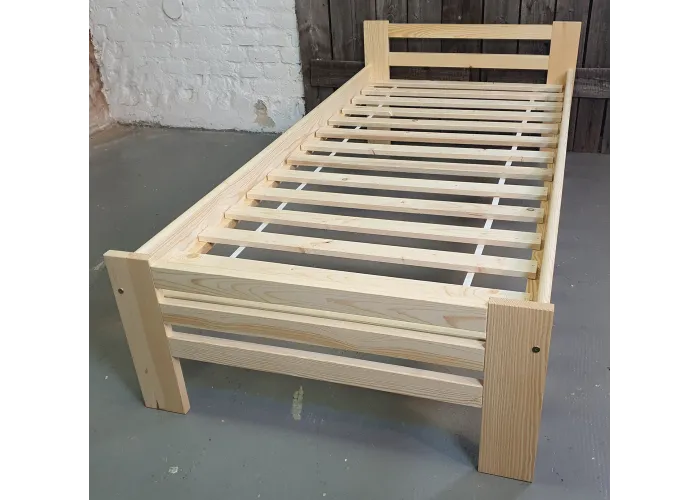 Postel z masivu NUNO